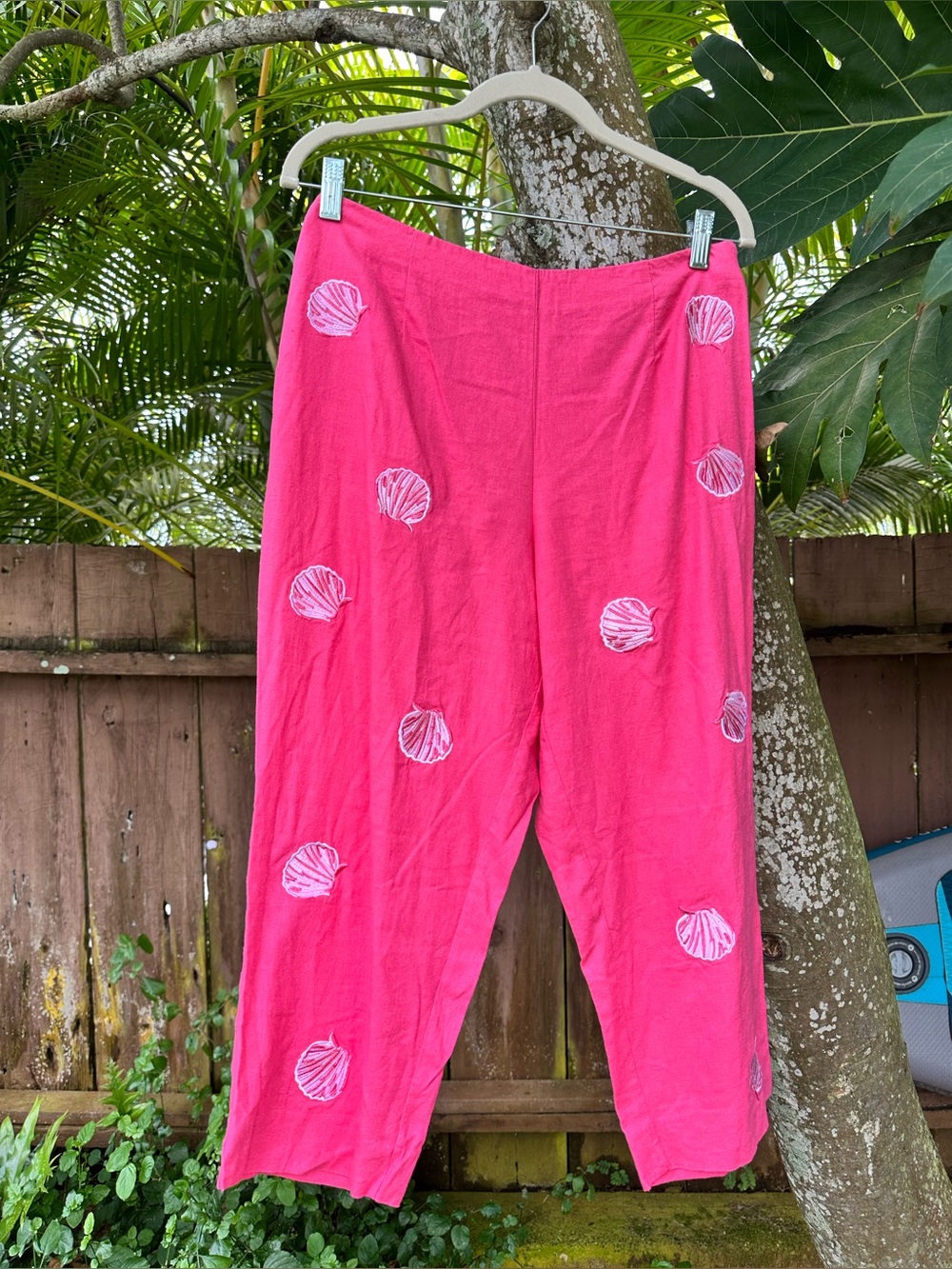 Foxcroft Seashell Embroidered Cropped Linen Pants Size 10P